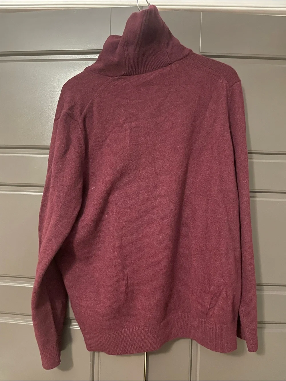 Banana Republic Size XL Burgundy Cashmere Sweater